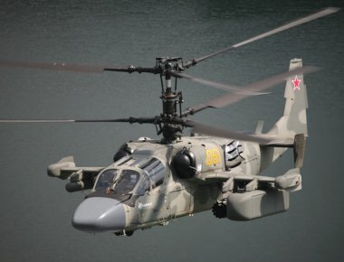 Βίντεο: Δείτε ρωσικά Ka-52 και συριακά Mil Mi-24 να σφυροκοπούν την ISIS στην Παλμύρα